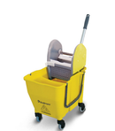 Balde C/ Divisor De Águas Bralimpia 30 Litros